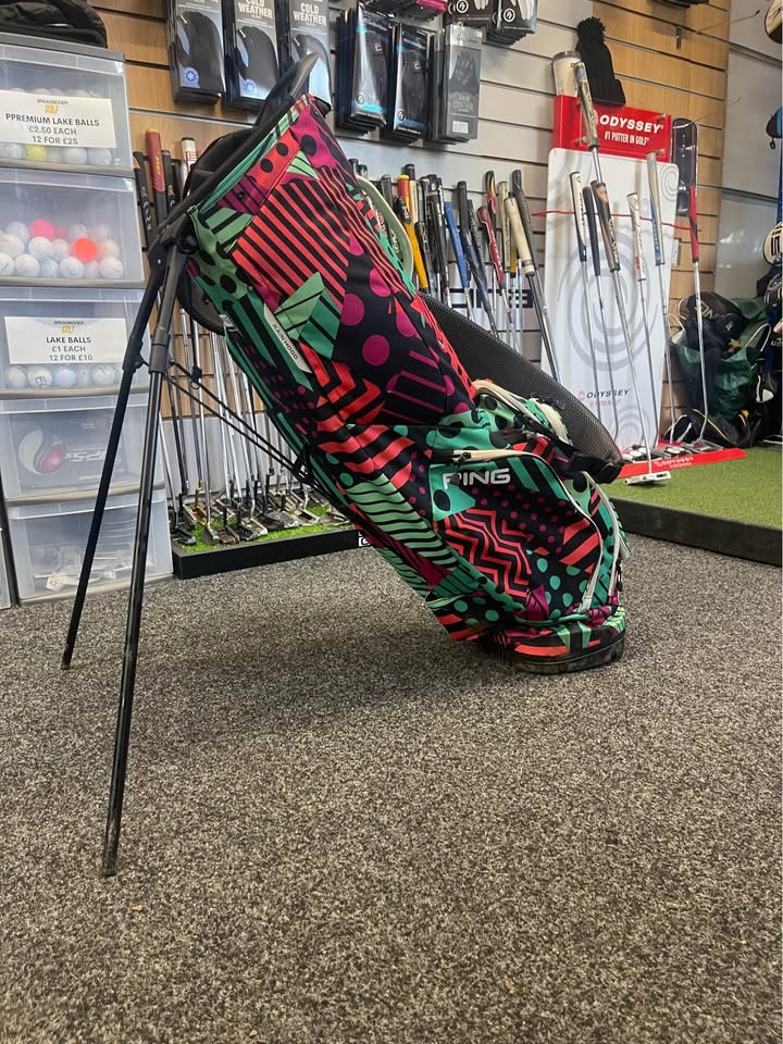 Ping Hoofer Lite Stand Bag - Full Zips / Rainhood Included