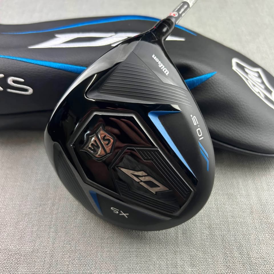 Wilson Staff XS D7 Driver - Regular Flex / 10.5 Degree