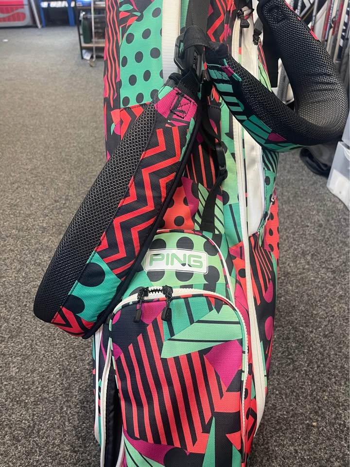 Ping Hoofer Lite Stand Bag - Full Zips / Rainhood Included