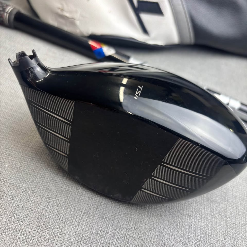 Titleist TSR3 LEFT HANDED - 9 Degree / Stiff Flex