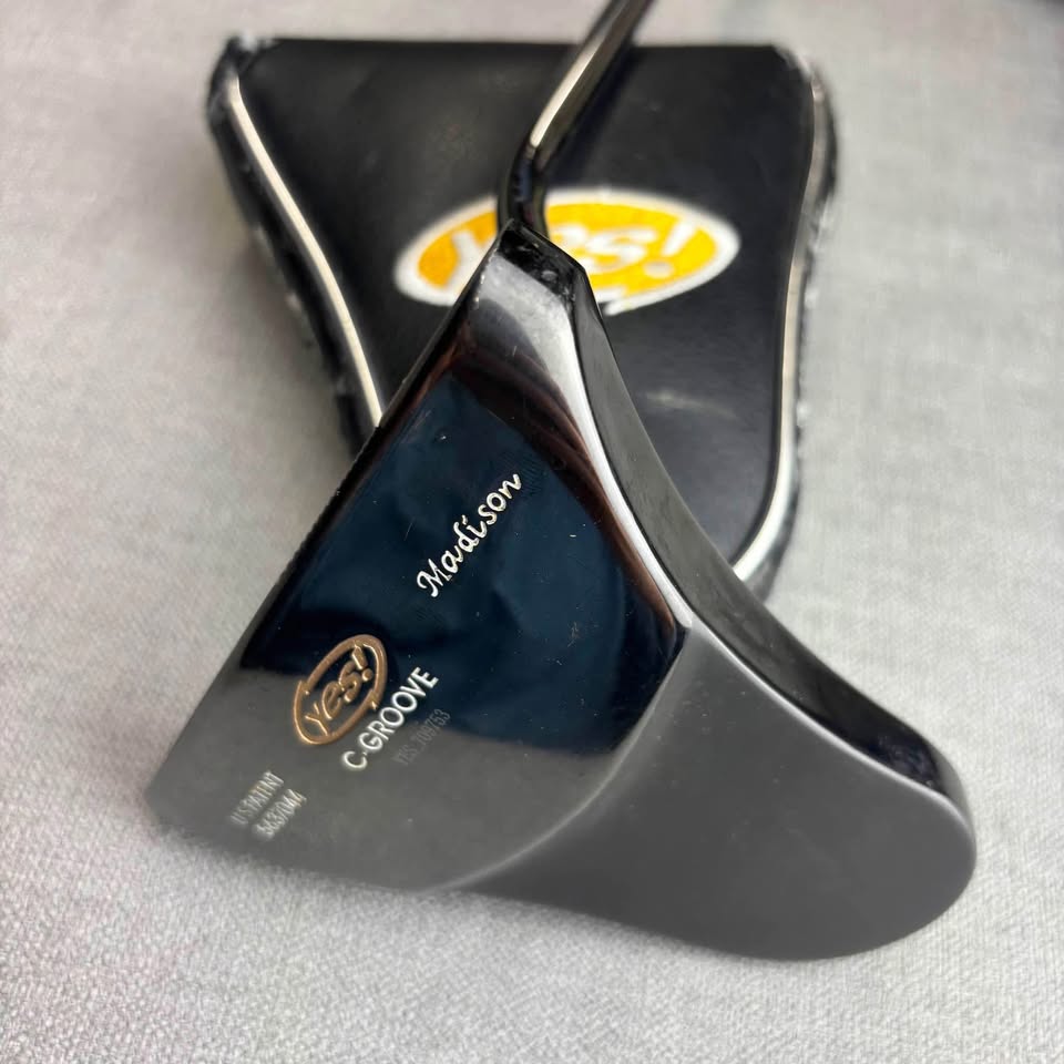 YES C Groove Madison Putter - 33 Inches