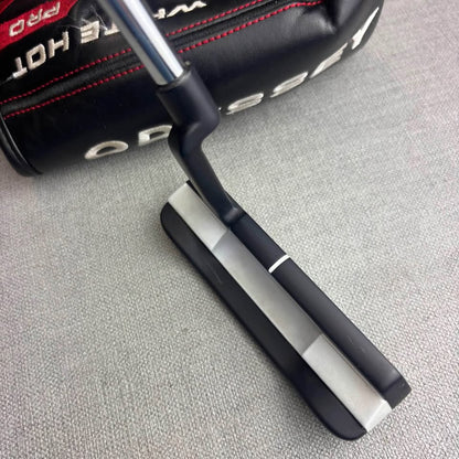 Odyssey White Hot Versa ONE Putter - 34 Inches