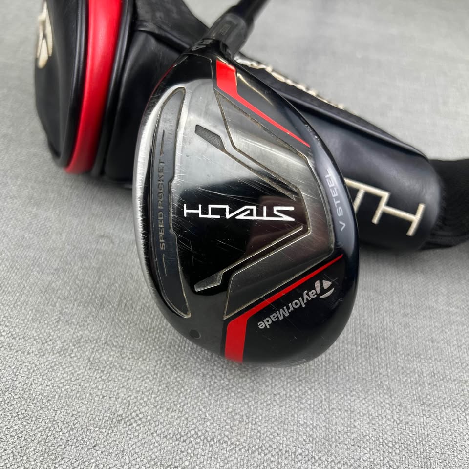 Taylormade Stealth 4 Hybrid - Regular Flex / 22 Degree