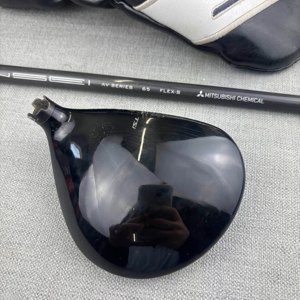 Titleist TSi2 Fairway 3 Wood - Stiff Flex / 15 Degree