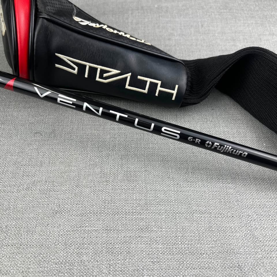 Taylormade Stealth 4 Hybrid - Regular Flex / 22 Degree