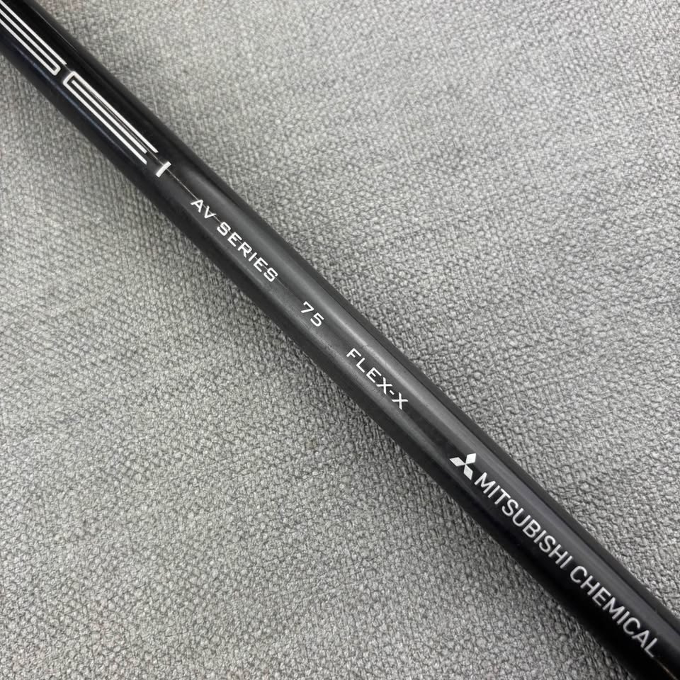 Titleist 913F Fairway 3 Wood - X Flex / 15 Degree