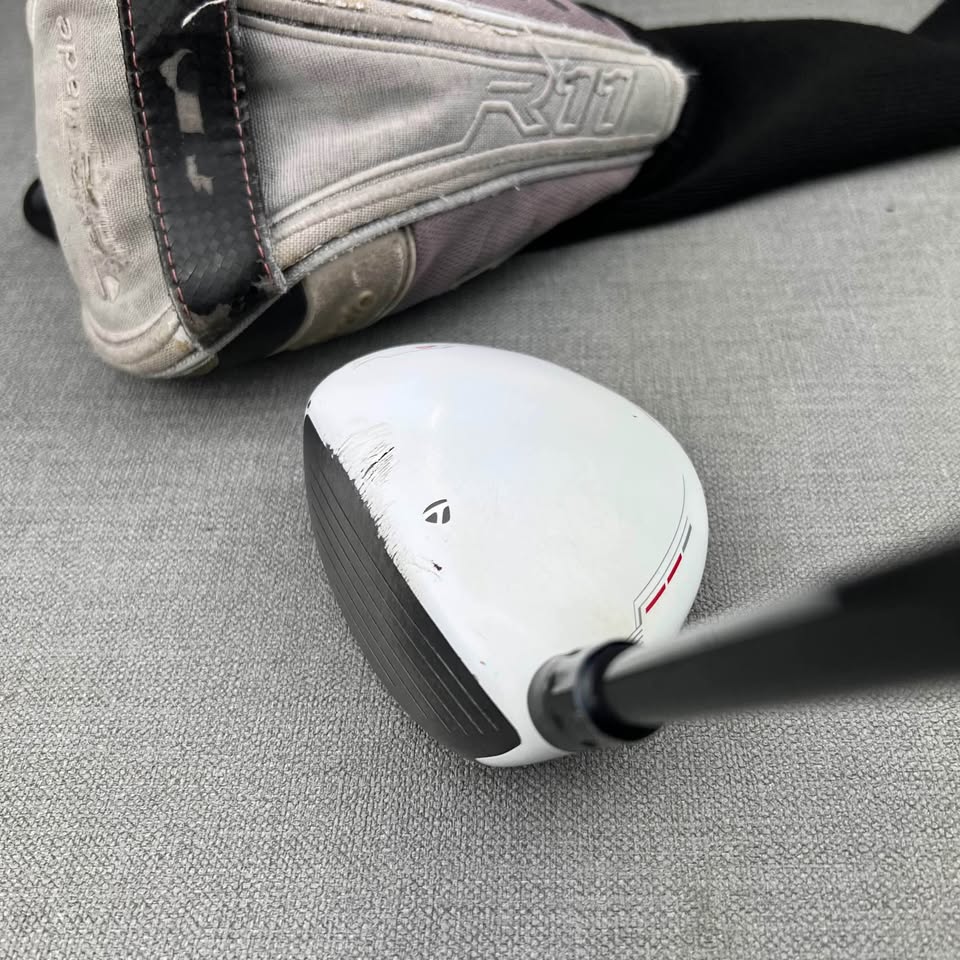 Taylormade R11 Fairway 5 Wood - Stiff Flex / 19 Degree