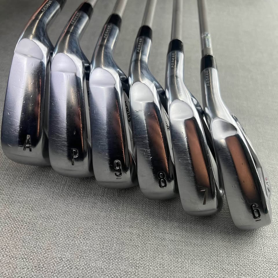Srixon ZX5 Forged Irons - Upgraded Graphite Steelfibre Regular Flex / 6-AW