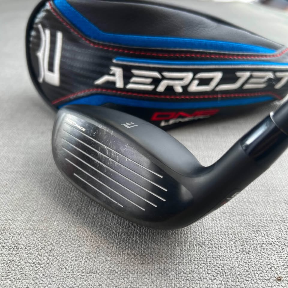 Cobra Aerojet ONE Length 3 Hybrid - Regular Flex / 19 Degree