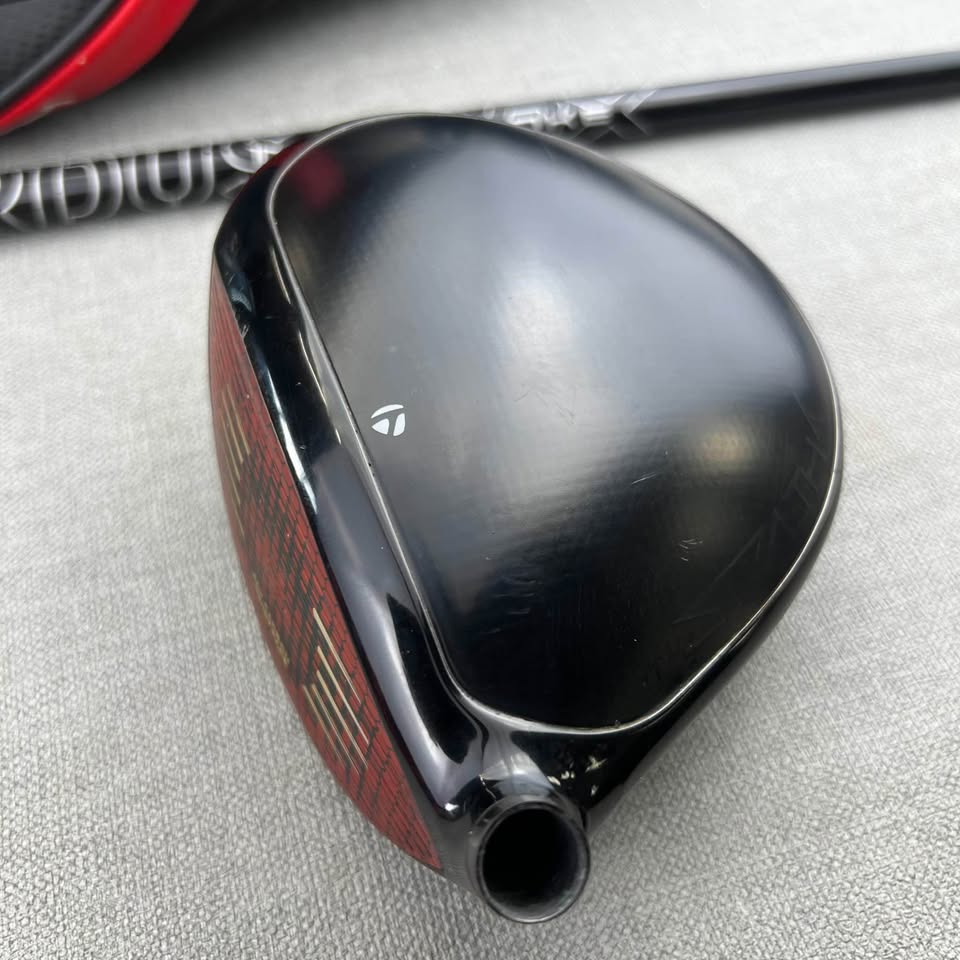Taylormade Stealth Plus Driver - Stiff Flex / 9 Degree Adjustable