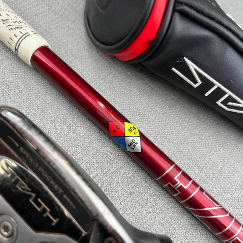 Taylormade Stealth Plus 3 Hybrid - Stiff Flex / 19.5 Degree Adjustable