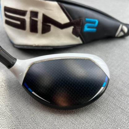 Taylormade SIM2 Max 3 Hybrid - Stiff Flex / 19 Degree