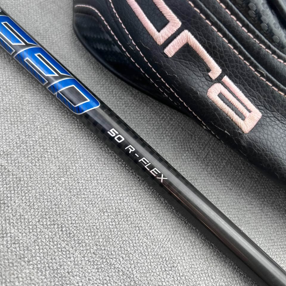 Cobra FMAX 4 Hybrid - Regular Flex / 22 Degree / Left Handed