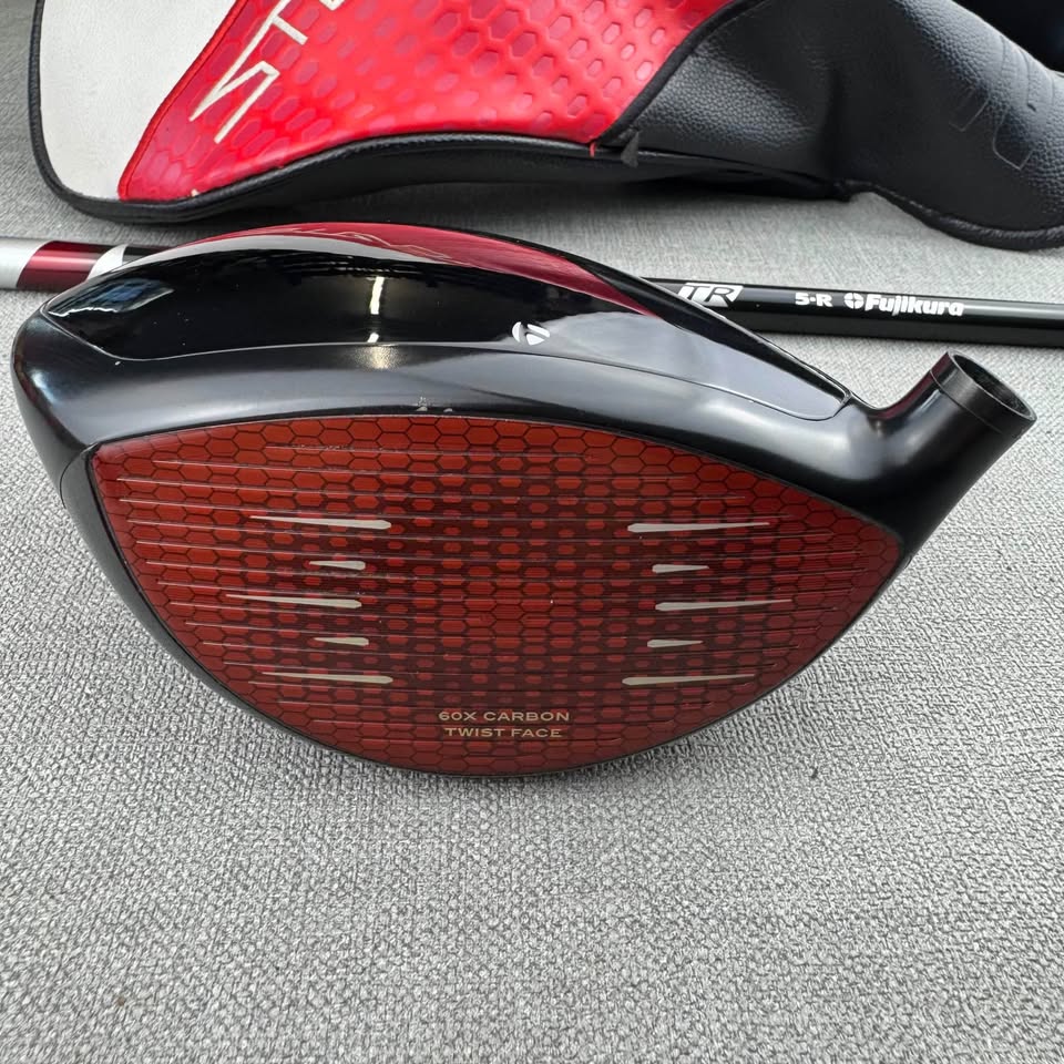 Taylormade Stealth2 Driver - Regular Flex / 10.5 Degree