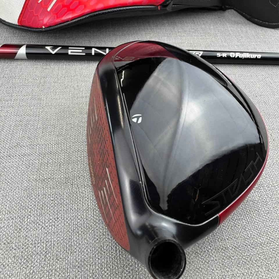 Taylormade Stealth2 Driver - Regular Flex / 10.5 Degree