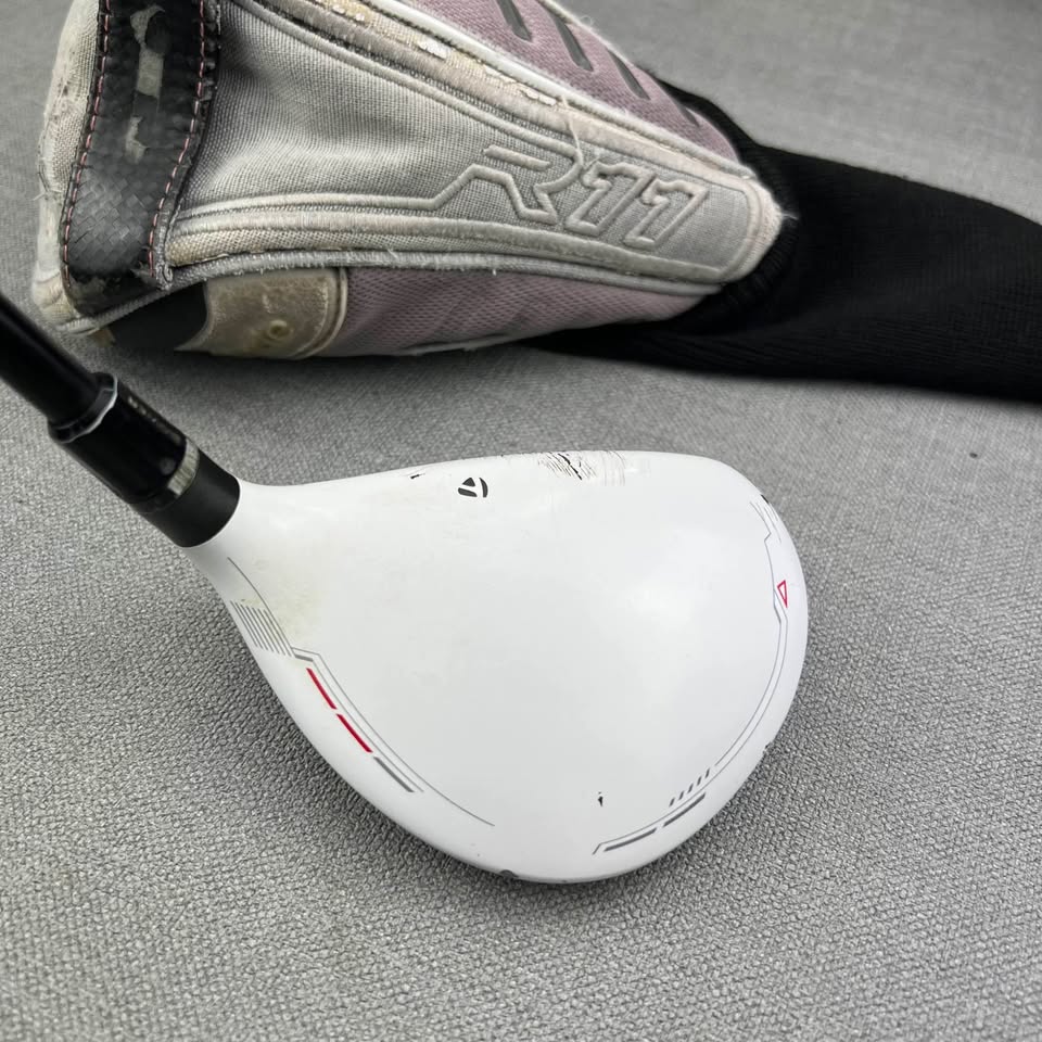 Taylormade R11 Fairway 5 Wood - Stiff Flex / 19 Degree