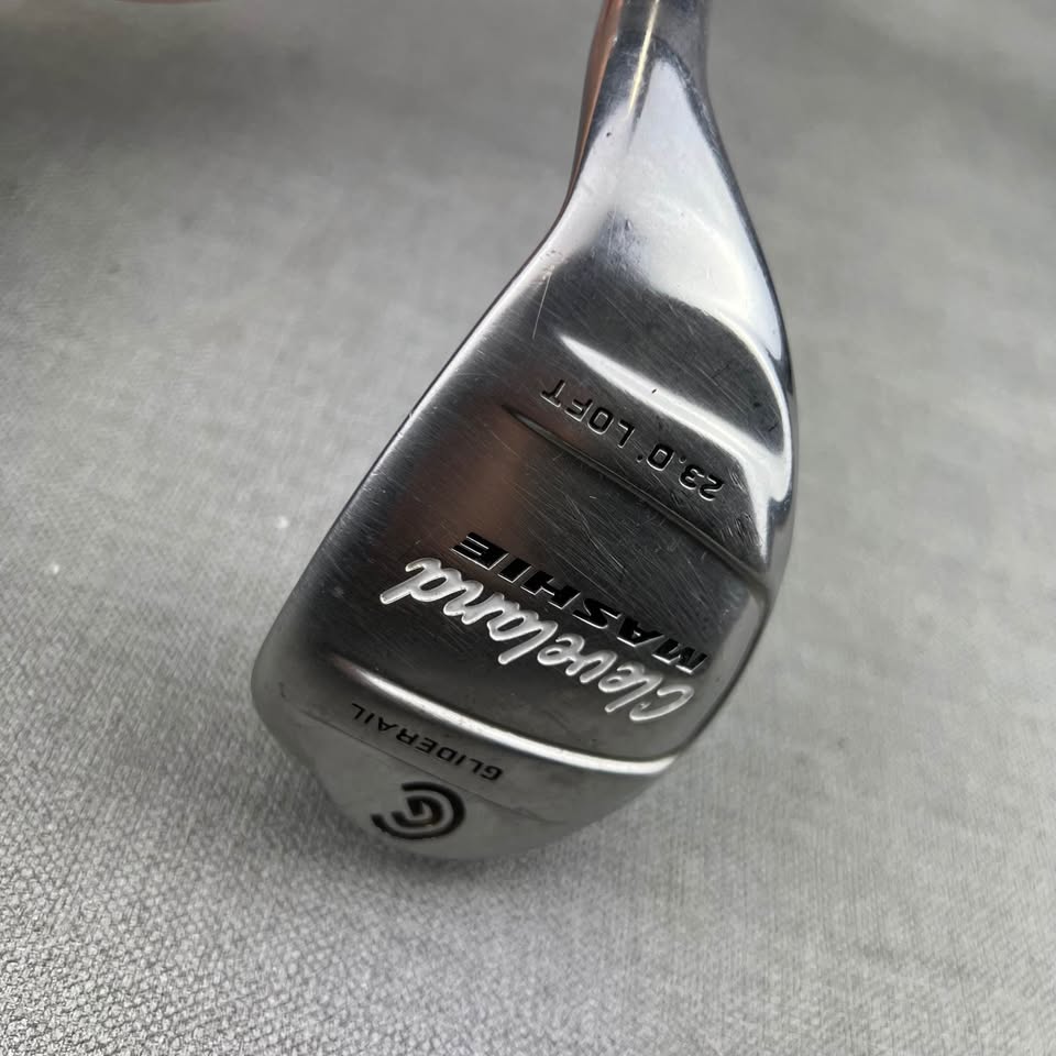 Cleveland Mashie Hybrid - Senior Flex / 23 Degree