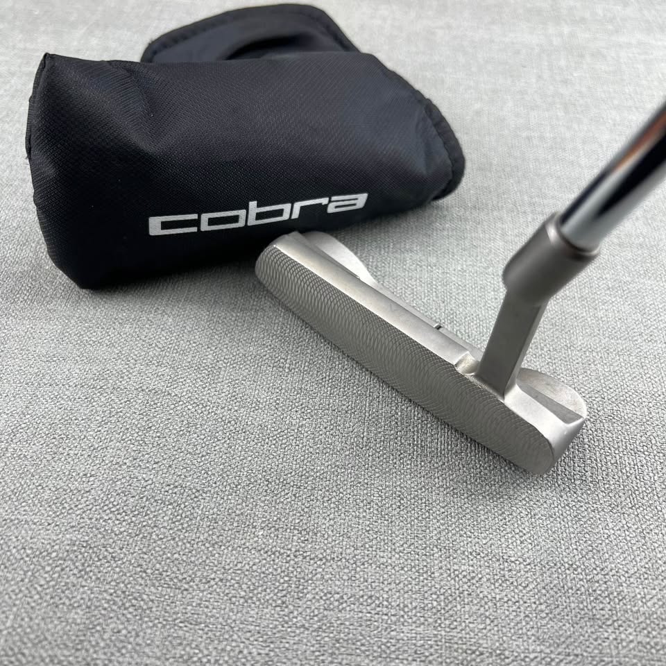 Cobra Blade Putter - 34 Inches / Cobra Grip