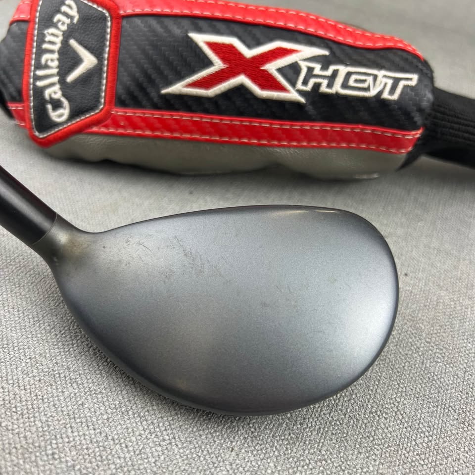 Callaway X Hot 3 Hybrid - Regular Flex / 19 Degree