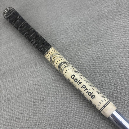 Titleist 712U Forged 2 Iron - Stiff Flex / 18 Degree