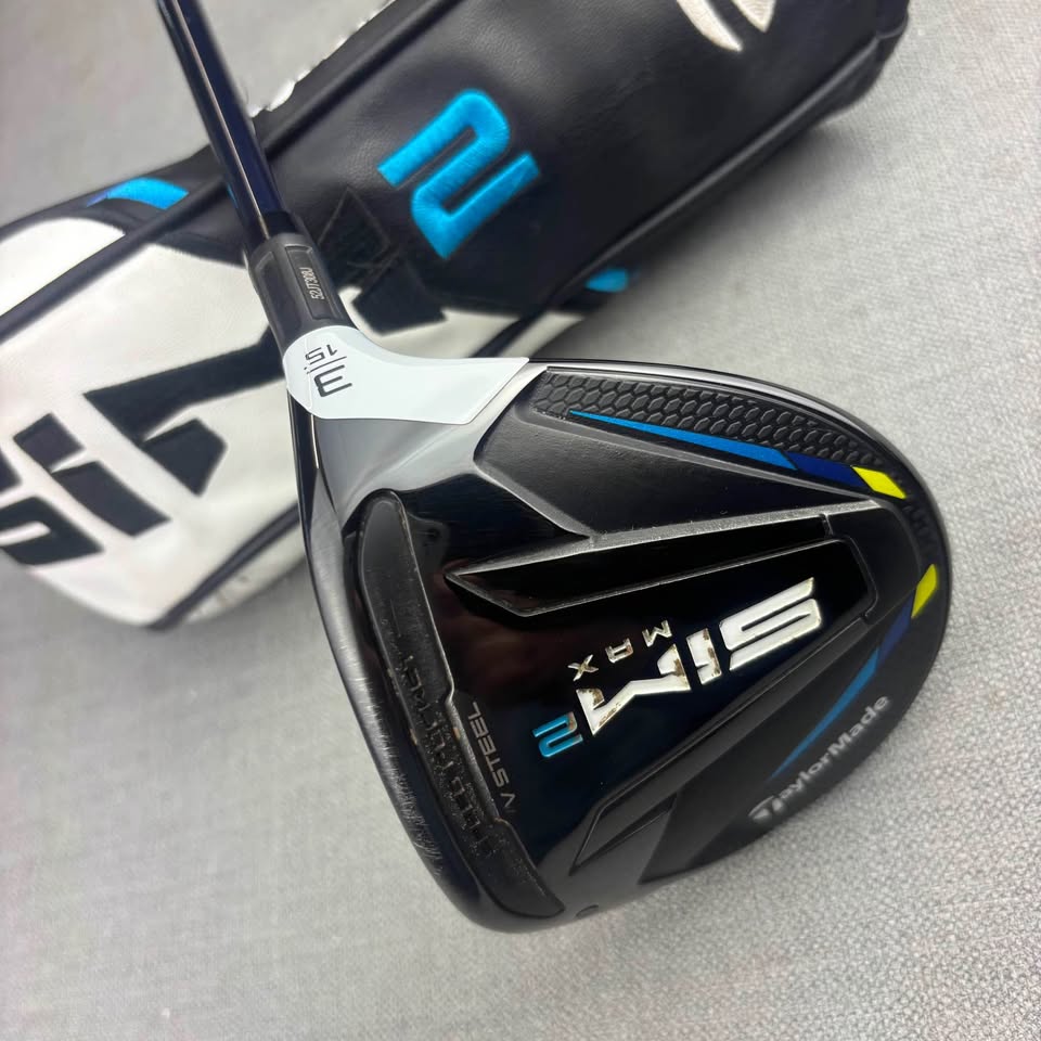 Taylormade SIM2 Max Fairway 3 Wood - Stiff Flex / 15 Degree