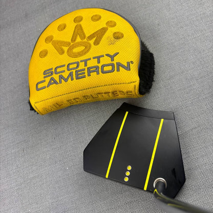 Scotty Cameron Phantom X 8 Putter - 35 Inches / Lamkin Grip