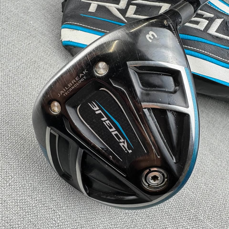 Callaway Rogue Fairway 3 Wood - Regular Flex / 15 Degree