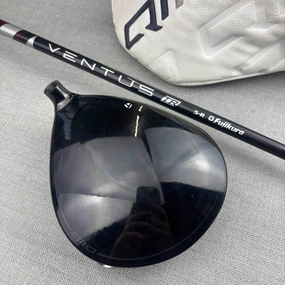 Taylormade Qi10 LS Driver - Regular Flex / 9 Degree