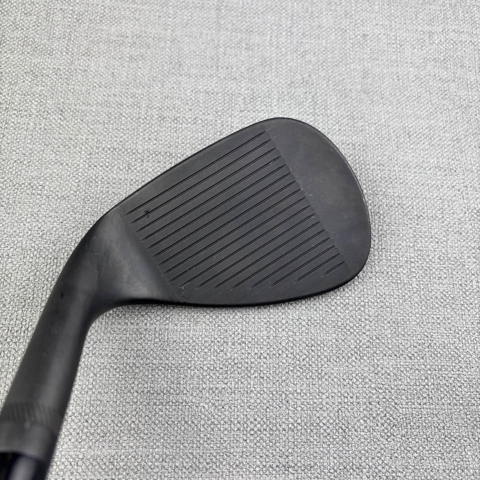 Titleist Vokey SM10 Black Sand Wedge - Ex Demo Immaculate / Wedge Flex / 56 Degree