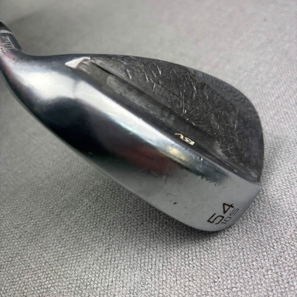 Titleist Vokey SM8 Gap Wedge - 54 Degree / Tour Issue X100 Black Shaft