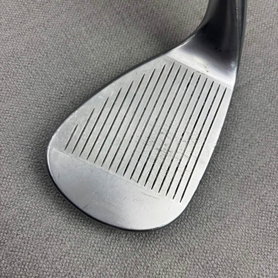 Titleist Vokey SM8 Gap Wedge - 54 Degree / Tour Issue X100 Black Shaft
