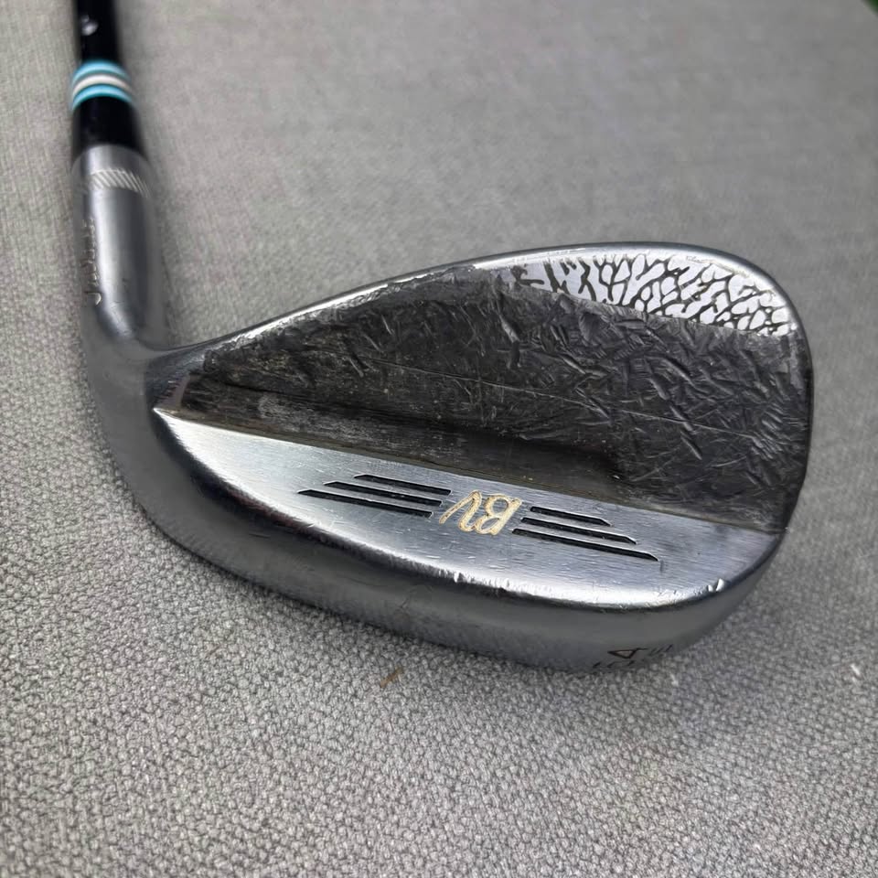 Titleist Vokey SM8 Gap Wedge - 54 Degree / Tour Issue X100 Black Shaft