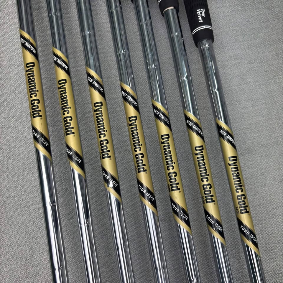 Titleist T100 Forged Irons - Tour Issue Dynamic Gold S400 / 4-PW