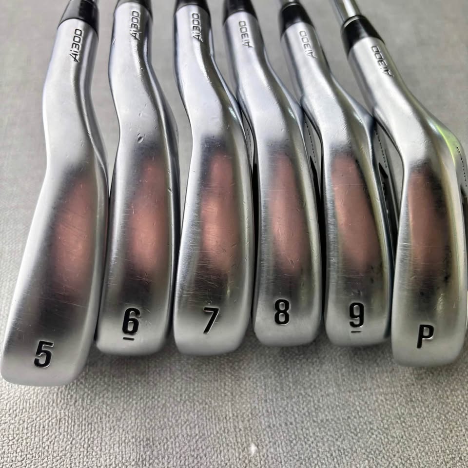 Callaway Ai300 Apex Forged Irons - Regular Flex / 5-PW Golf Pride