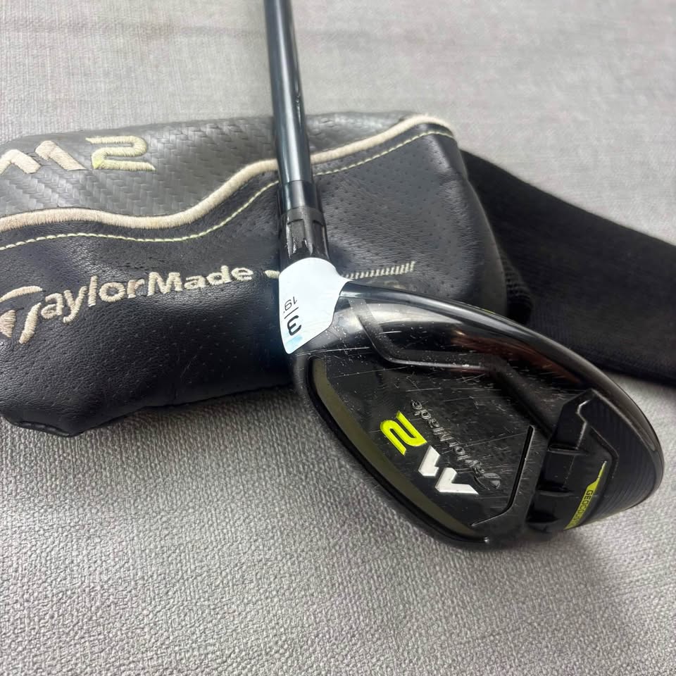Taylormade M2 3 Hybrid - Stiff Flex / 19 Degree / Golf Pride