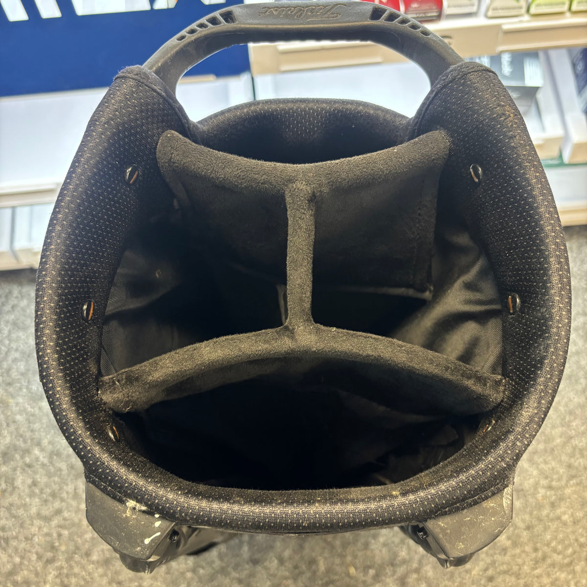 Titleist StaDry Carry Bag - BlkRed (side pocket zip broken)