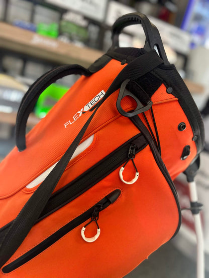 Taylormade Flex Tech Carry Bag