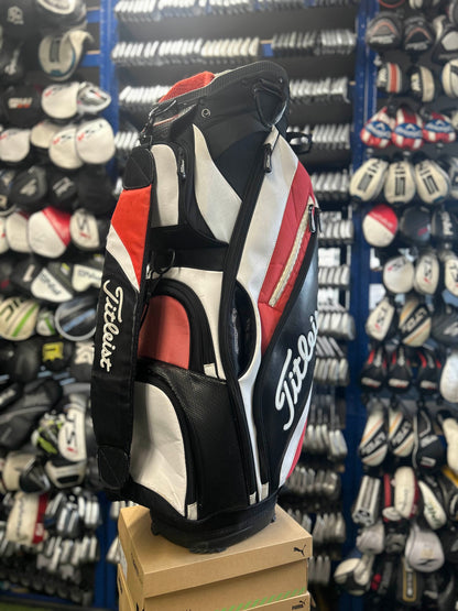 Titleist Cart Bag - All Zips Working & Rainhood