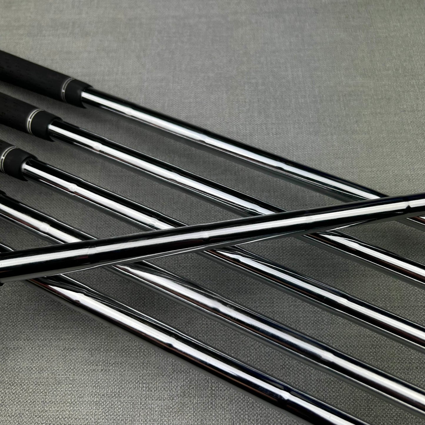 Wilson Ultra HL Irons - Regular Flex / 6-SW