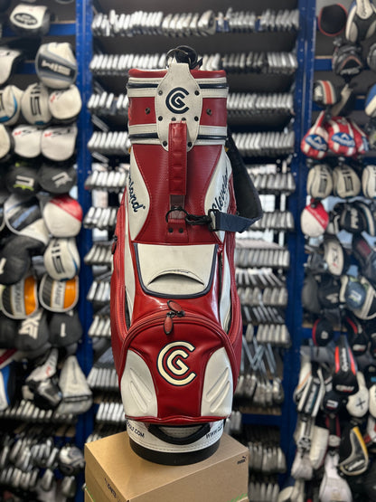 Cleveland Golf Tour Bag - Magnetic Pocket