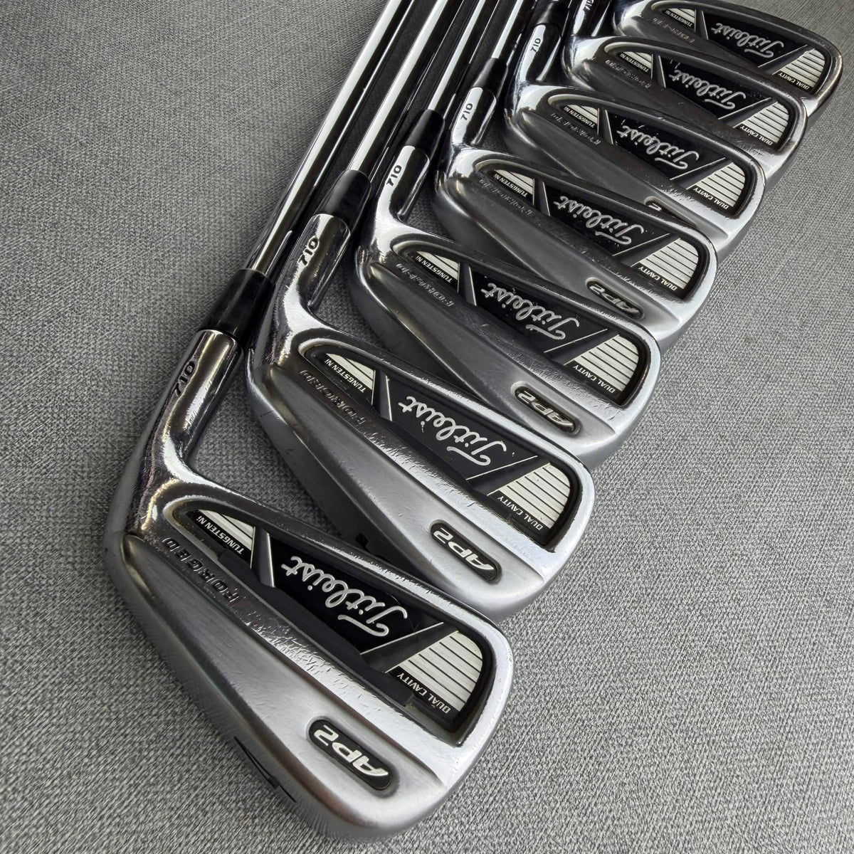 Titliest  AP2 Irons - Regular  Flex / 4-PW