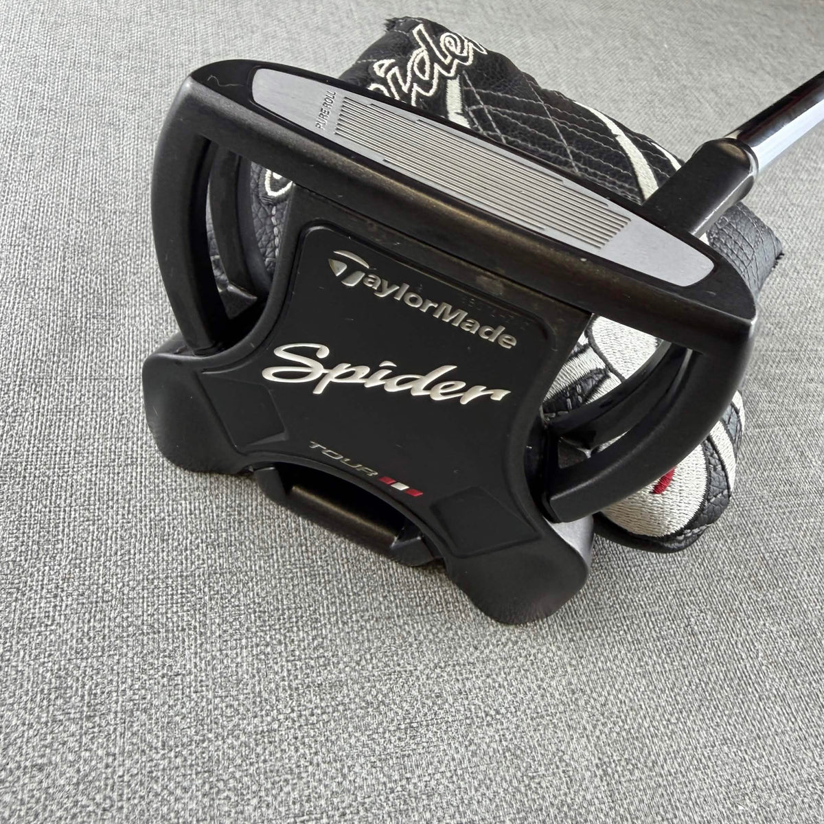Taylormade Spider Tour Putter - 32 Inches / SuperStroke Mid Slim 2.0 Grip