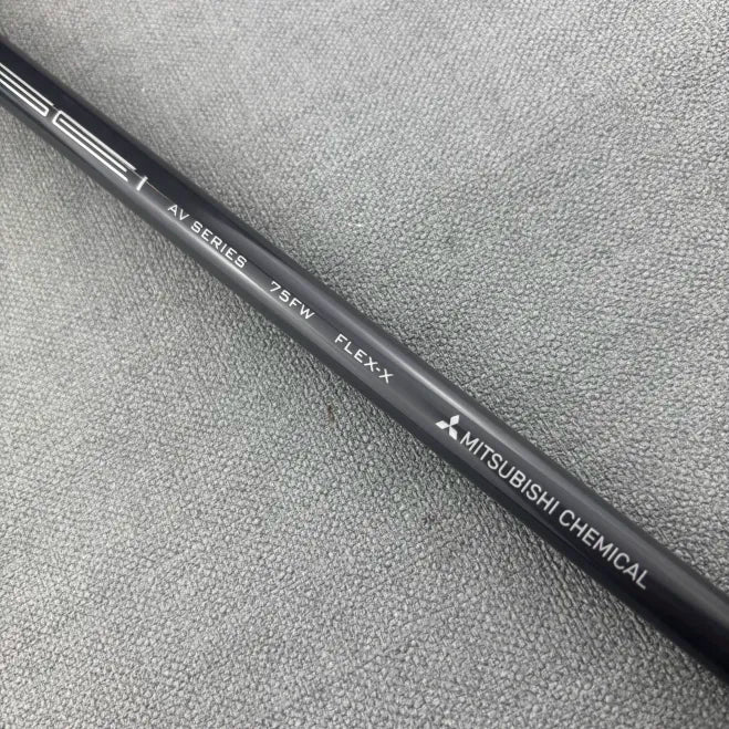 Titleist GT1 5 Wood - X Flex / 18 Degrees