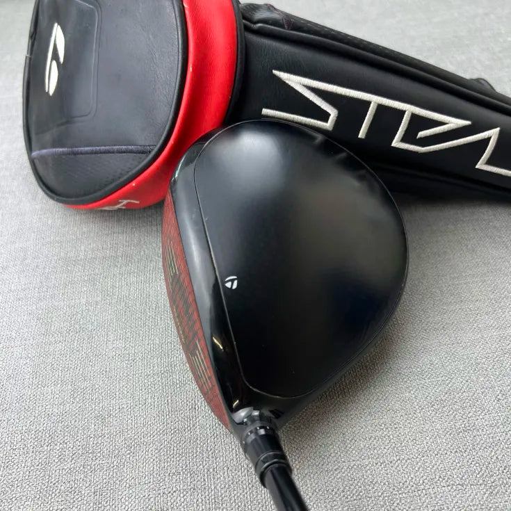 Taylormade Stealth Driver - Stiff Flex / 10.5 Degree