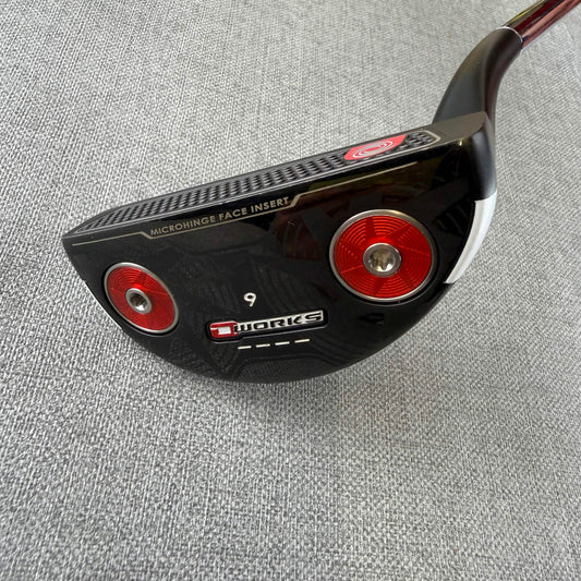 Odyssey O Works 9  Putter - 32 Inches / SuperStroke Grip