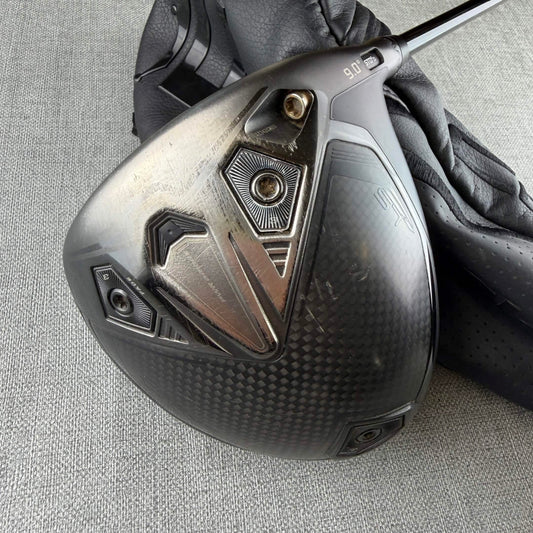Cobra Darkspeed LS Driver - Extra Stiff Flex 60g / 9 Degree