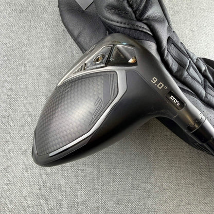 Cobra Darkspeed LS Driver - Extra Stiff Flex 60g / 9 Degree