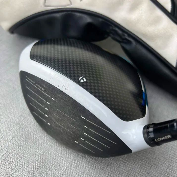 Taylormade SIM2 Driver - Ventus Stiff Flex / 9 Degree