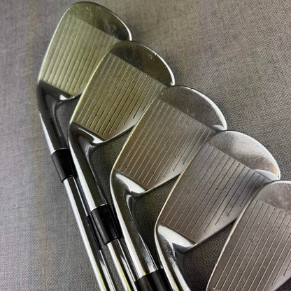 Titleist AP2 Irons - Stiff Flex / 4-PW