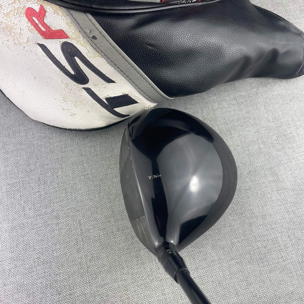 Titleist TSR3 Driver - Regular Flex 55g / 9 Degree